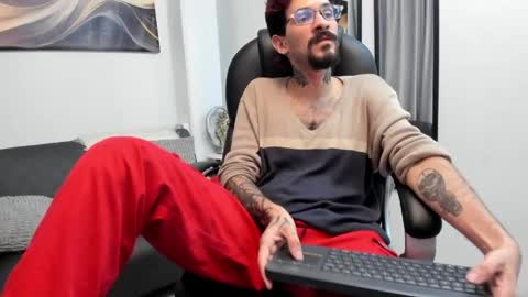 jonathan_sinn online show from May 31, 4:35 am