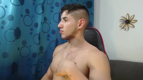 jonathancast08 online show from December 6, 4:38 pm