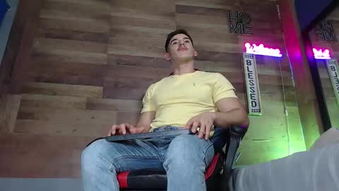 jonathancast08 online show from October 8, 12:26 am