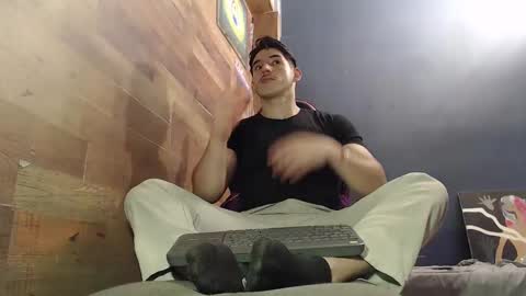 jonathancast08 online show from March 16, 12:28 am