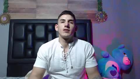 jonathancast08 online show from January 27, 12:12 am