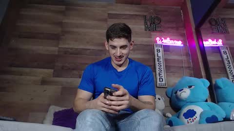 jonathancast08 online show from September 29, 5:20 pm