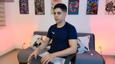 Instagram jonathanfit14 online show from April 15, 12:54 am