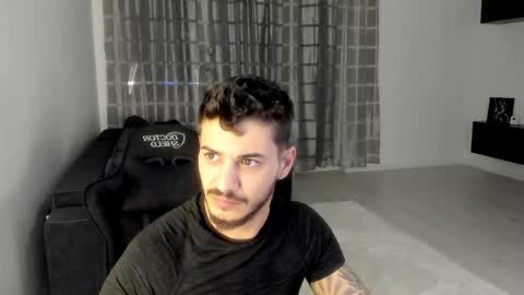 jonnyporn1 online show from February 10, 3:33 am