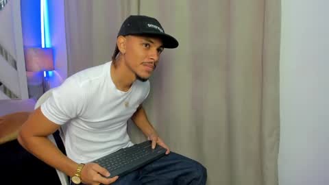 Snapshot of jordan_love7 chatting on September 18, 12:51 pm jordan online show from September 18, 12:51 pm