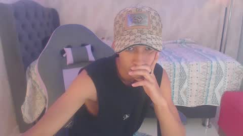 jose_sexycumm online show from February 2, 7:57 pm