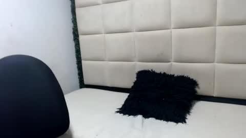 jose_sexycumm online show from January 6, 7:35 pm