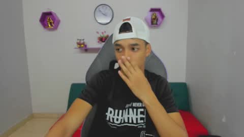 jose_sexycumm online show from February 17, 7:10 pm