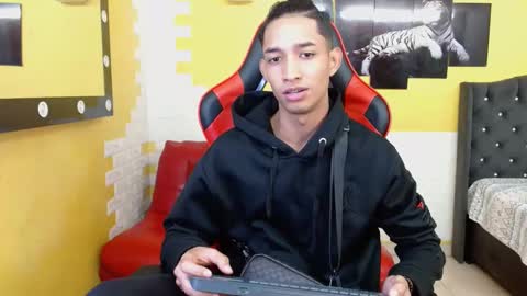 jose_sexycumm online show from September 28, 8:40 pm