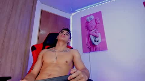 Snapshot of joseph__boy chatting on February 18, 12:28 pm JOSEPH online show from February 18, 12:28 pm