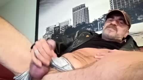 Smokeyjoe1971 online show from July 20, 3:58 pm