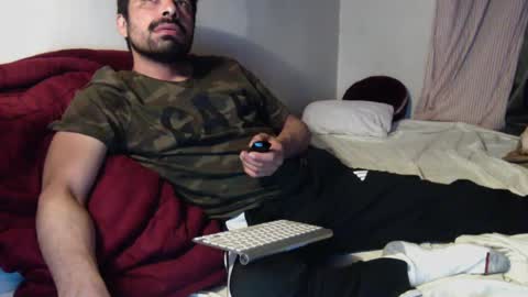 josephs1990 online show from January 7, 6:06 am