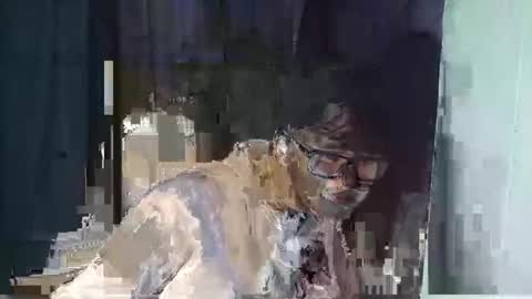 josh_iew online show from November 9, 4:44 pm