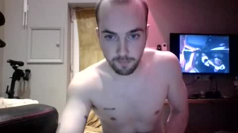 joshjutton123 online show from April 18, 1:29 am