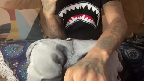 Snapshot of joshperrygoon chatting on January 1, 5:22 am joshperrygoon online show from January 1, 5:22 am