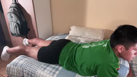 joshuatls08 online show from October 18, 10:37 pm