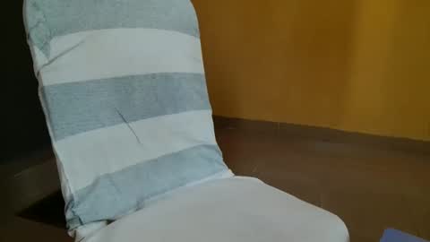 jossy16 online show from April 7, 1:22 pm