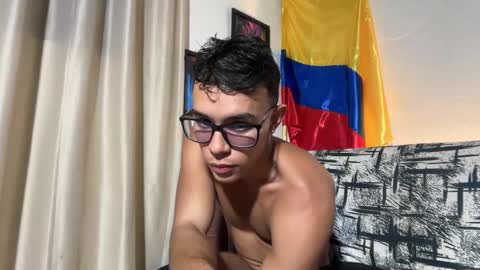 Im Jouliano online show from November 15, 11:51 pm