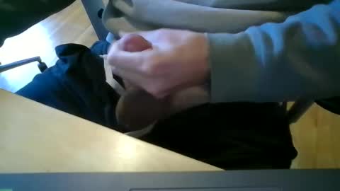 jpguy1989 online show from December 23, 5:11 pm