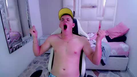 N I N O online show from March 11, 1:01 pm