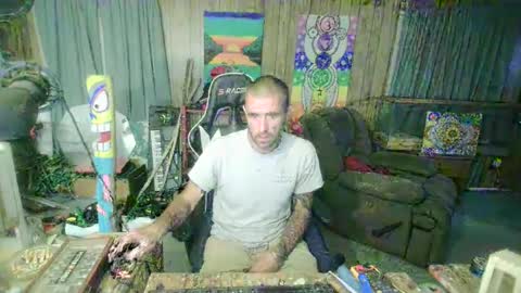 jrizzle1111 online show from October 6, 5:01 am