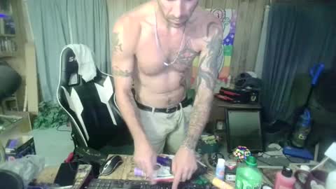 jrizzle1111 online show from September 23, 6:57 am