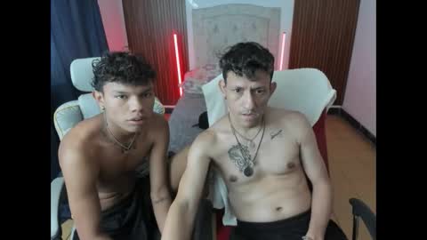 juan_and_luke online show from March 15, 2:45 pm