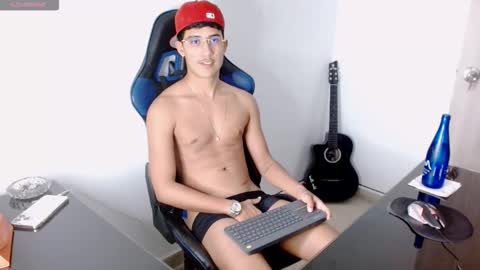 Snapshot of juan_da01 chatting on September 10, 2:43 am JuanDa online show from September 10, 2:43 am