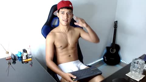 Snapshot of juan_da01 chatting on January 14, 2:50 am JuanDa online show from January 14, 2:50 am