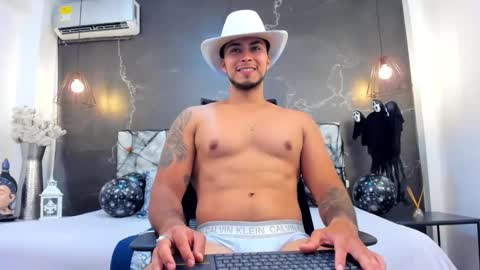 juan_muscle online show from October 31, 7:39 pm