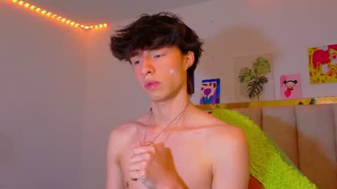 juanmres online show from July 21, 8:00 pm
