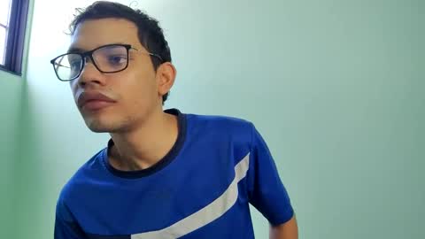 juansuarez204 online show from December 22, 3:11 pm