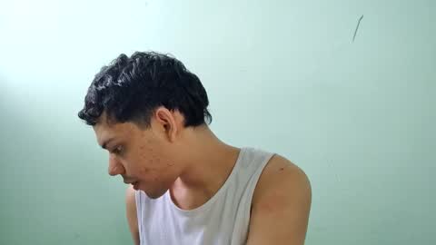 juansuarez204 online show from February 23, 7:03 pm