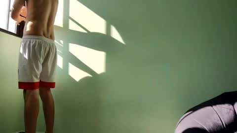 juansuarez204 online show from February 2, 8:30 pm