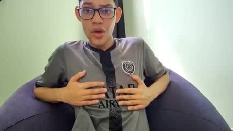 juansuarez204 online show from January 7, 6:35 pm