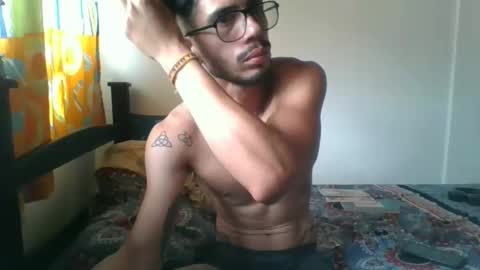 Snapshot of julfigo chatting on December 2, 6:30 pm Julfigo online show from December 2, 6:30 pm