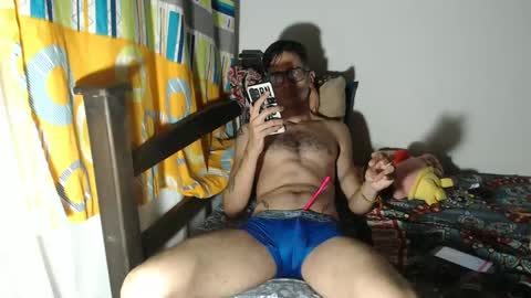 Snapshot of julfigo chatting on January 19, 2:57 am Julfigo online show from January 19, 2:57 am