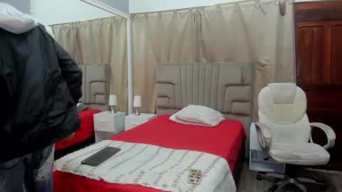 Snapshot of julian_billy chatting on January 26, 11:28 am julian billy online show from January 26, 11:28 am