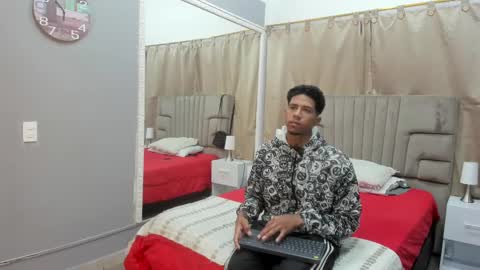 Snapshot of julian_billy chatting on January 28, 11:17 am julian billy online show from January 28, 11:17 am