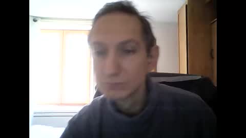 Snapshot of julien31x chatting on March 11, 12:50 pm Julienxx31 online show from March 11, 12:50 pm