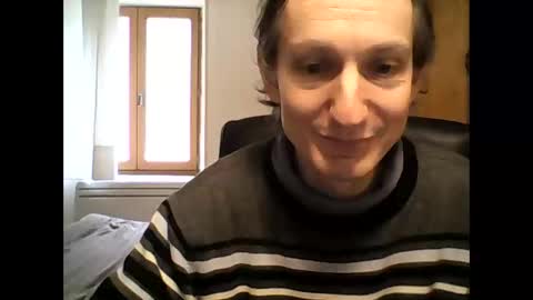 Snapshot of julien31x chatting on February 10, 12:39 pm Julienxx31 online show from February 10, 12:39 pm