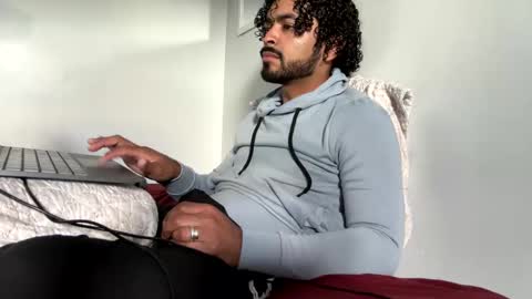 julimo16 online show from September 12, 7:58 pm