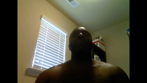 junbug8812 online show from March 3, 5:09 pm