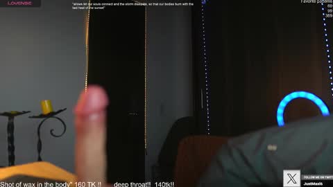 Snapshot of just_your_dreamboy chatting on September 30, 1:12 am Maxi online show from September 30, 1:12 am