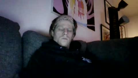 Snapshot of justhavingfun111 chatting on December 18, 4:42 am justhavingfun111 online show from December 18, 4:42 am
