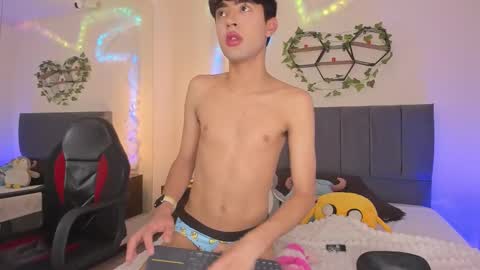 Justin online show from February 21, 11:55 am