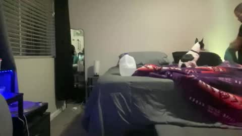 JustinCase online show from April 19, 8:25 am