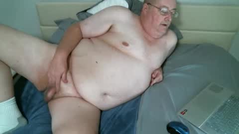 justmedm64 online show from December 19, 12:29 am