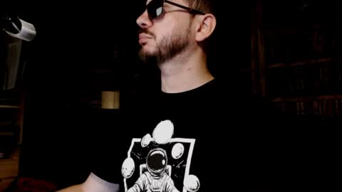 Master Dean online show from April 14, 8:08 pm