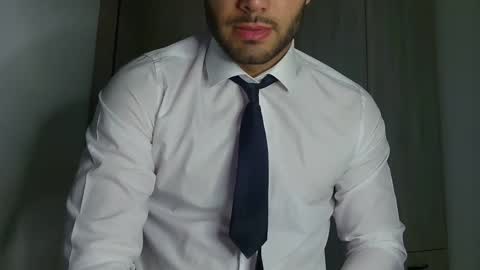 Justin online show from April 8, 10:40 pm